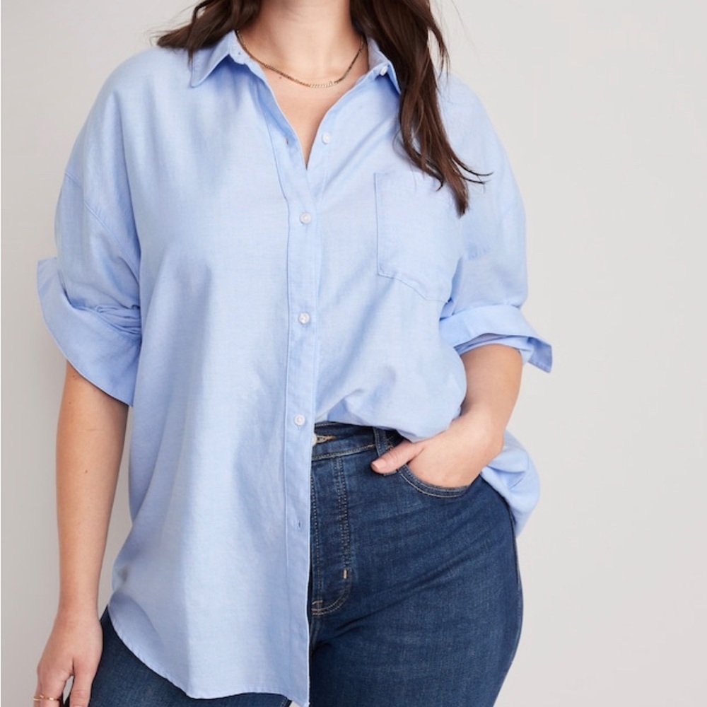 NWT! Old Navy Oversized Boyfriend Short. Size Medium